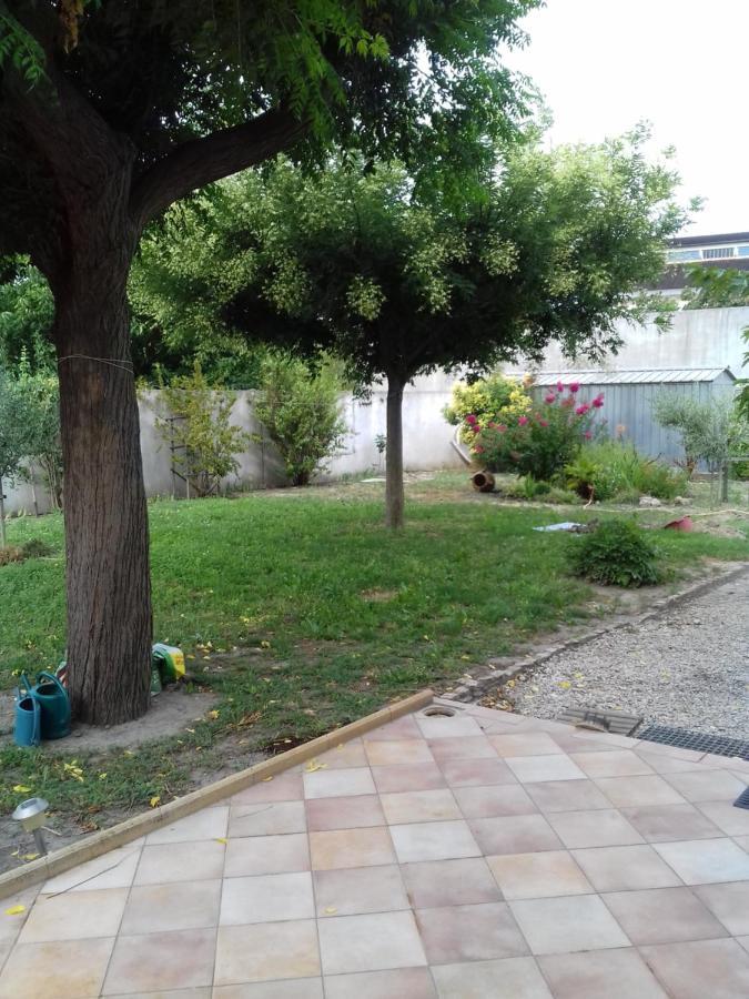 Chambre D'Hote Chez Josie Beaucaire  Exterior photo